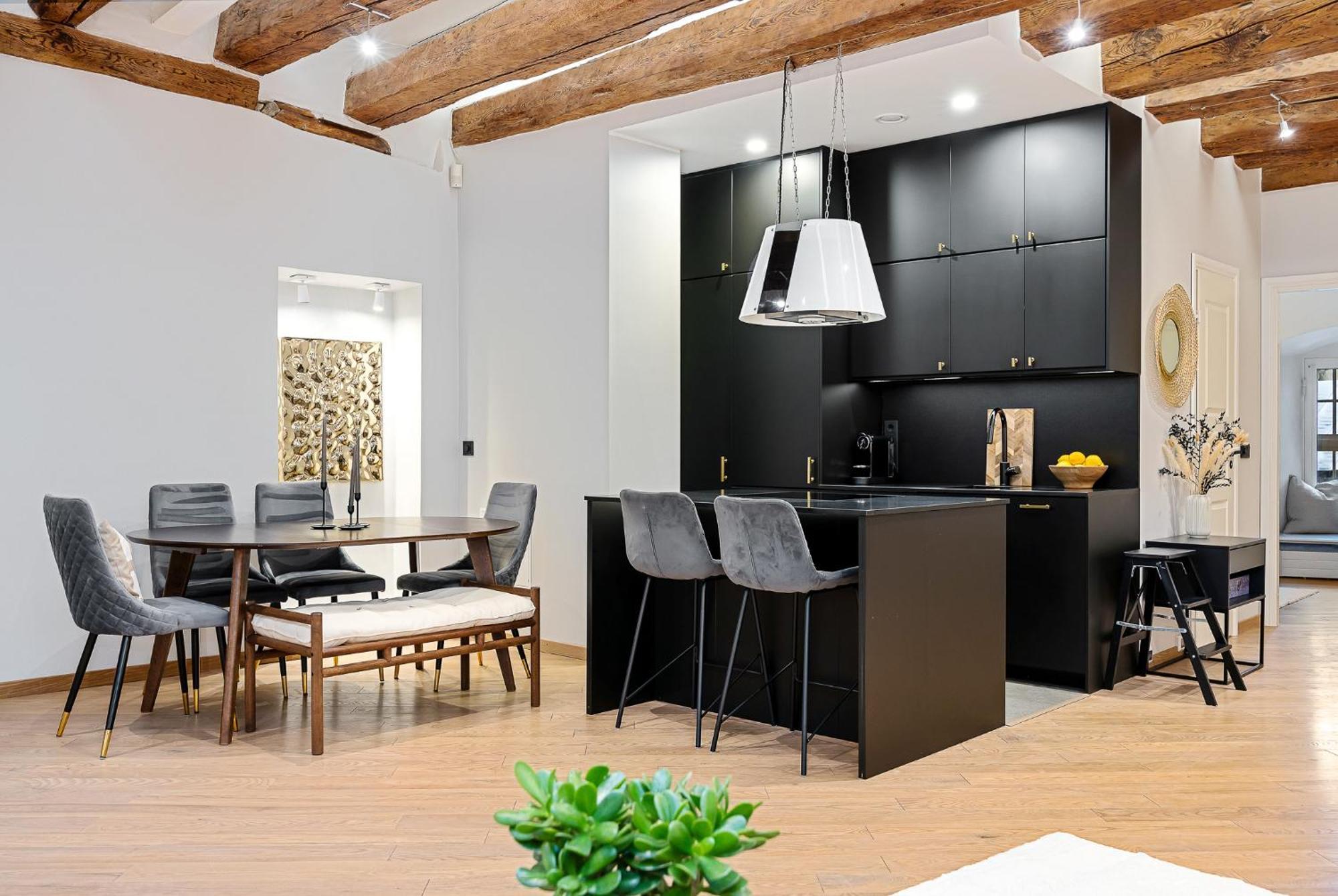 Apartment Modern Charm In Old Town *